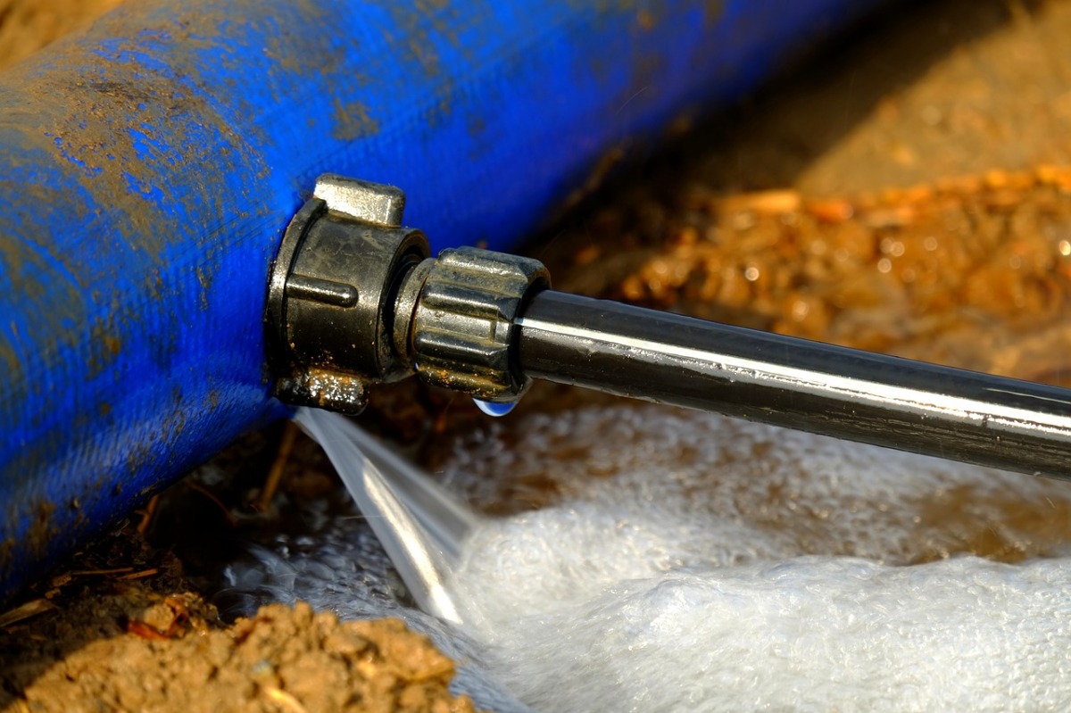 Comment colmater une fuite d'eau sous pression ? –